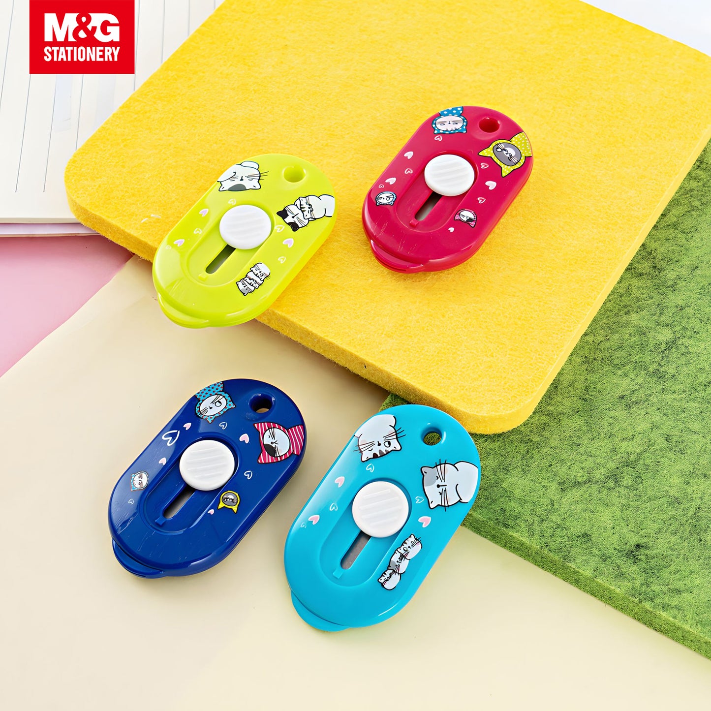 M&G "So Many Cats" Retractable Paper Cutter Knife 3.5 x 6cm 24s/Set (ASS913D9)